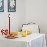 Apartament Monumental - By Wehost Madeira *