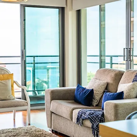 Apartament Monumental - By Wehost Madeira *