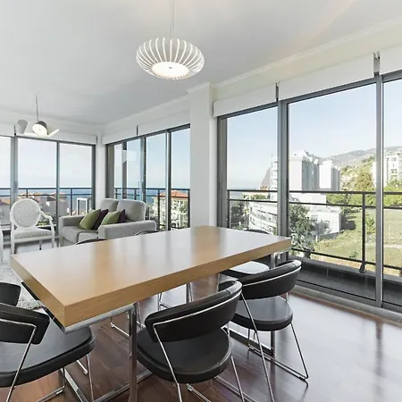 Monumental - By Wehost Madeira *