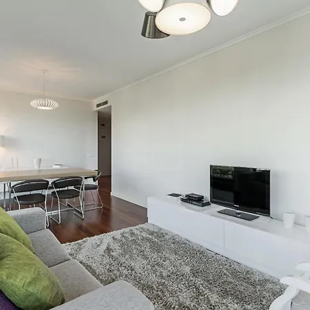 Monumental - By Wehost Madeira *