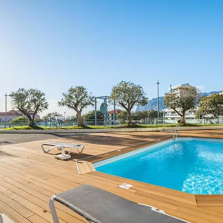 Monumental - By Wehost Madeira *