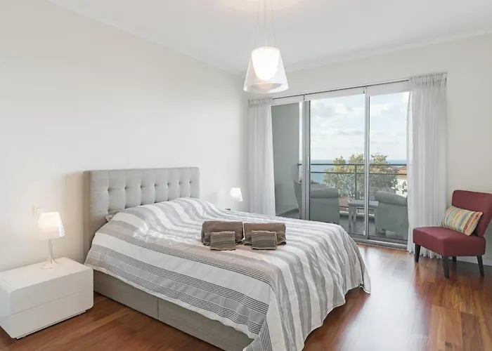 Appartement Monumental - By Wehost Madeira