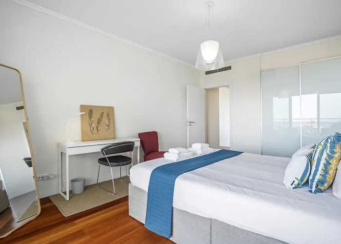 Appartement Monumental - By Wehost Madeira