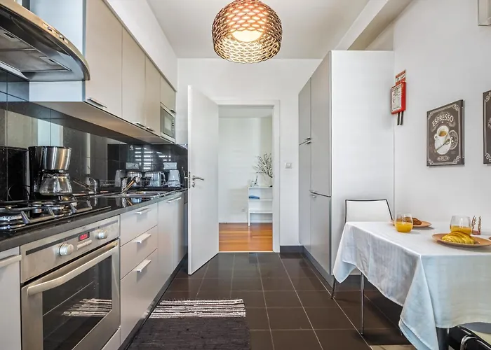 Monumental - By Wehost Madeira Appartement *